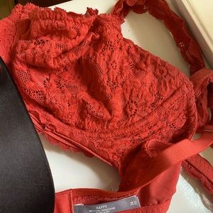 Aerie bra 34DD red